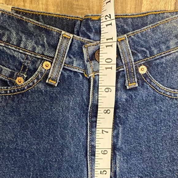 Vintage Levi’s 512 Red Tab high waisted denim shorts,  original tags attached - Picture 11 of 13